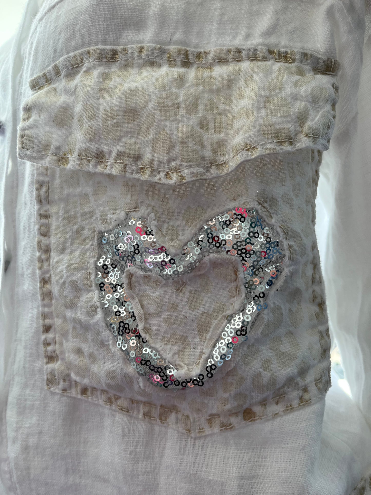 White Linen Blouse w. Sequin Heart