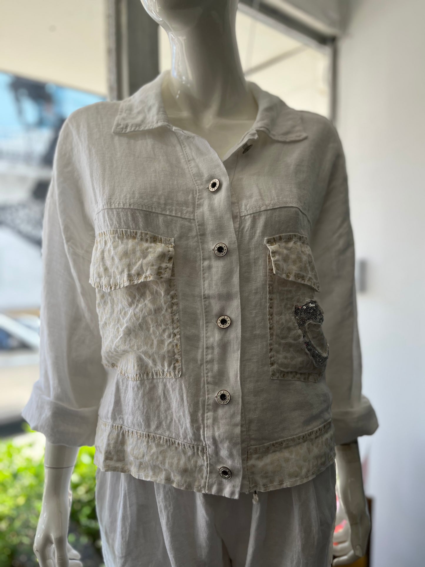 White Linen Blouse w. Sequin Heart