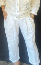 Load image into Gallery viewer, White Linen Jogger Pants
