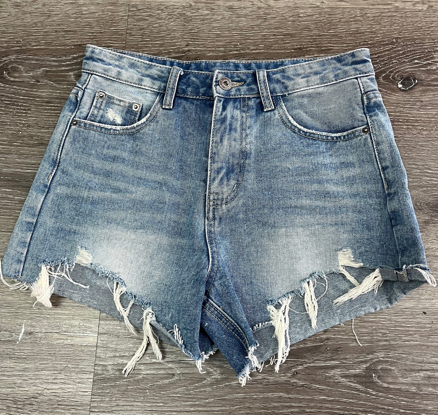 Ripped denim shorts