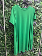 Load image into Gallery viewer, Basic Green Mini Dress
