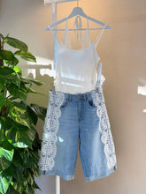 Load image into Gallery viewer, Lace Trim Bermudas
