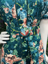 Load image into Gallery viewer, Green Floral Mini Dress
