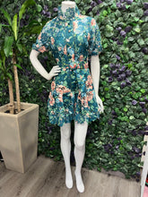 Load image into Gallery viewer, Green Floral Mini Dress
