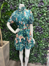 Load image into Gallery viewer, Green Floral Mini Dress
