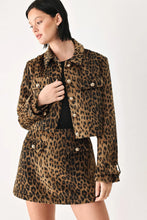 Load image into Gallery viewer, Heritage Edge Wool-Blend Cropped Jacket
