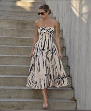 Load image into Gallery viewer, Textured Strapless Midi Dress
