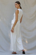 Load image into Gallery viewer, Flower Vest &amp; Pants Set
