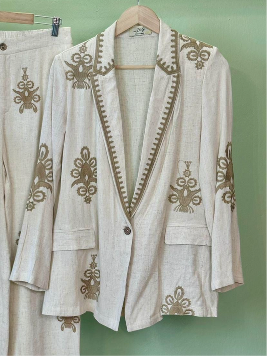 Embroidered oversized Blazer *ONLY*