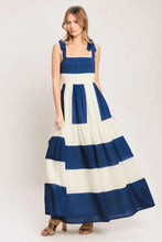 Load image into Gallery viewer, Shoulder Tie Maxi Dress
