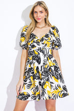 Load image into Gallery viewer, Short Puff Sleeve Printed Mini Dress
