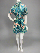 Load image into Gallery viewer, Green Floral Mini Dress
