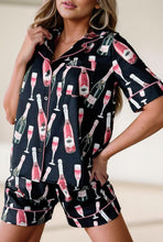 Load image into Gallery viewer, Champagne Top &amp; Shorts Pijama Set
