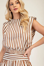 Load image into Gallery viewer, Shoulder pad stripes top

