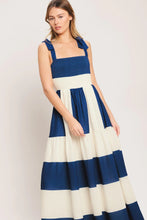 Load image into Gallery viewer, Shoulder Tie Maxi Dress
