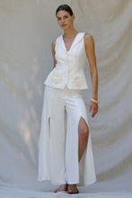 Load image into Gallery viewer, Flower Vest &amp; Pants Set
