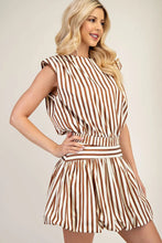 Load image into Gallery viewer, Shoulder pad stripes top
