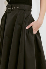 Load image into Gallery viewer, Belted Solid Maxi Skirt
